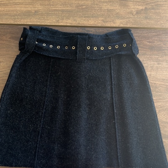 Rosie Neim/ Rosie Neira grey black wool short skirt, size medium - Picture 2 of 9